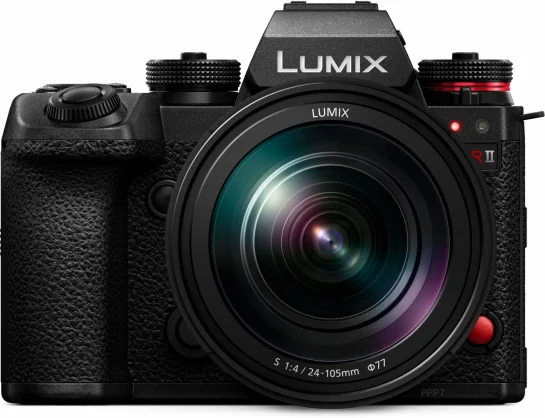 Sisteminis fotoaparatas Panasonic Lumix DC-S1R II + 24-105mm